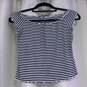 STRIPED RUFFLE HEM TOP